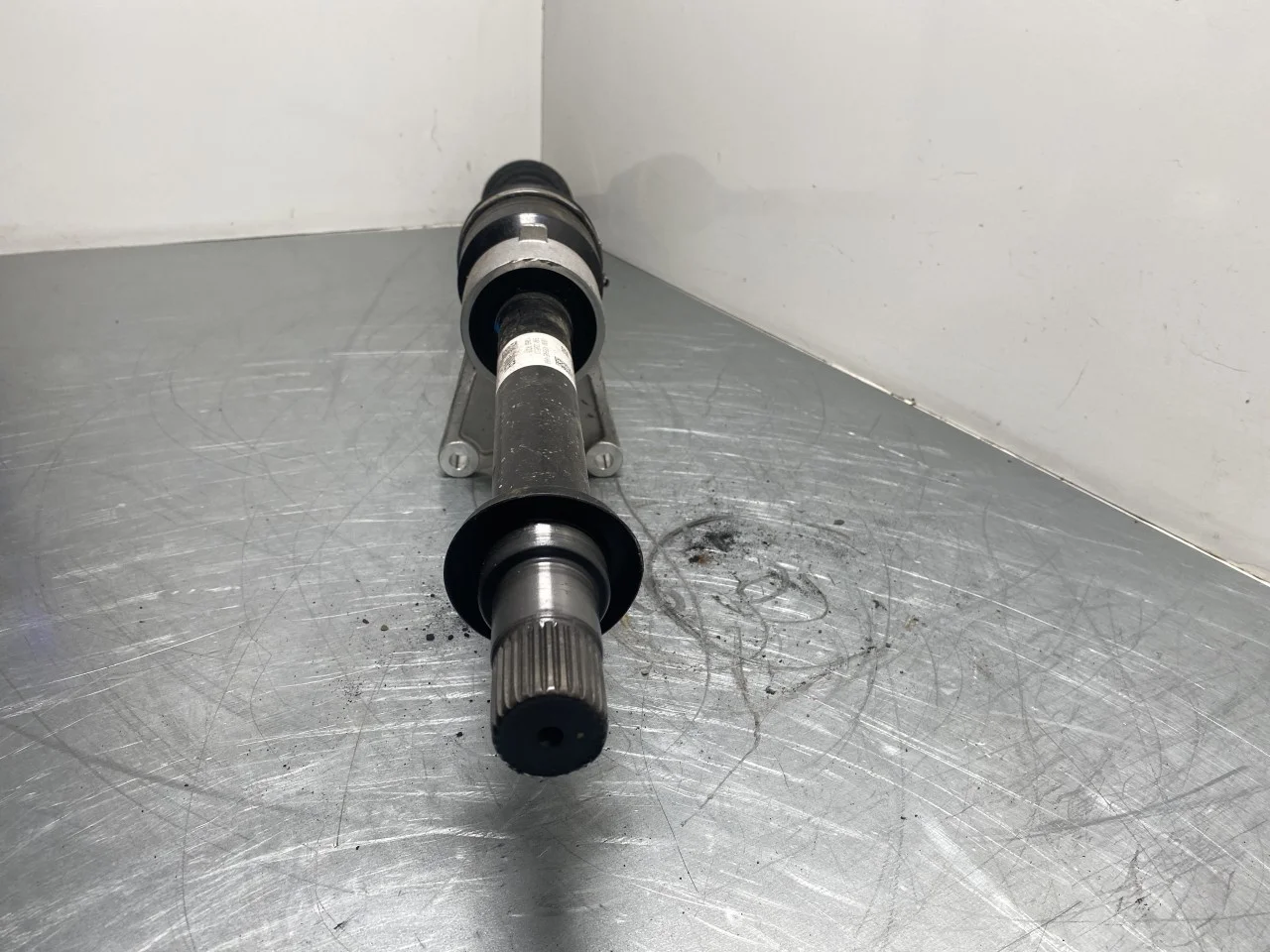 Front right driveshaft view 3
