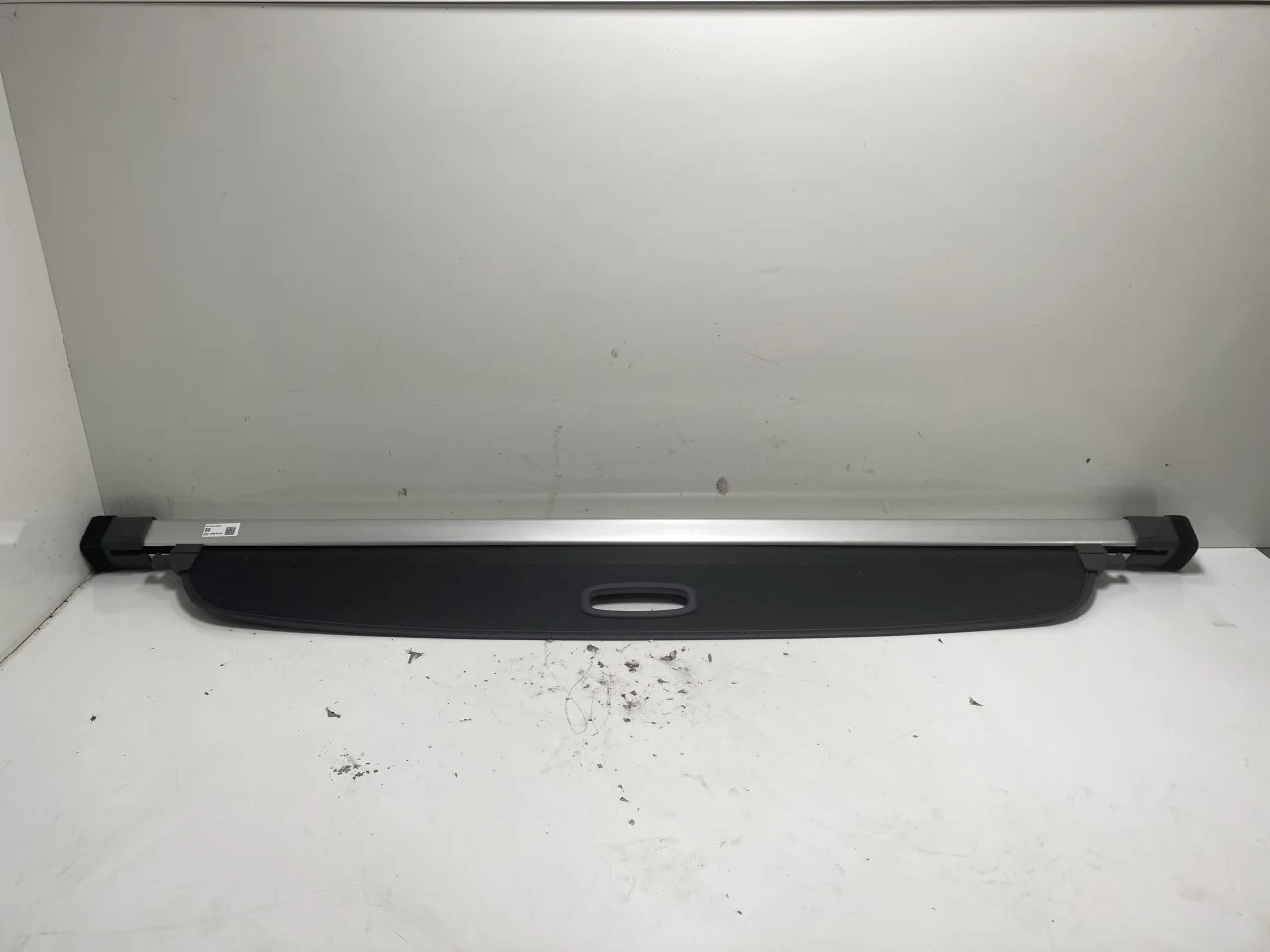 Roller blind / sunshade, cargo area