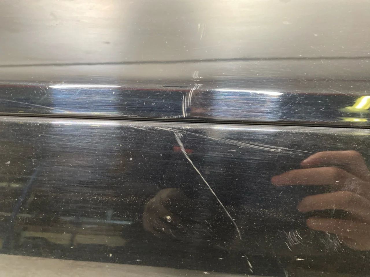 Jaguar I-PACE 2018- Trim molding, other view 2