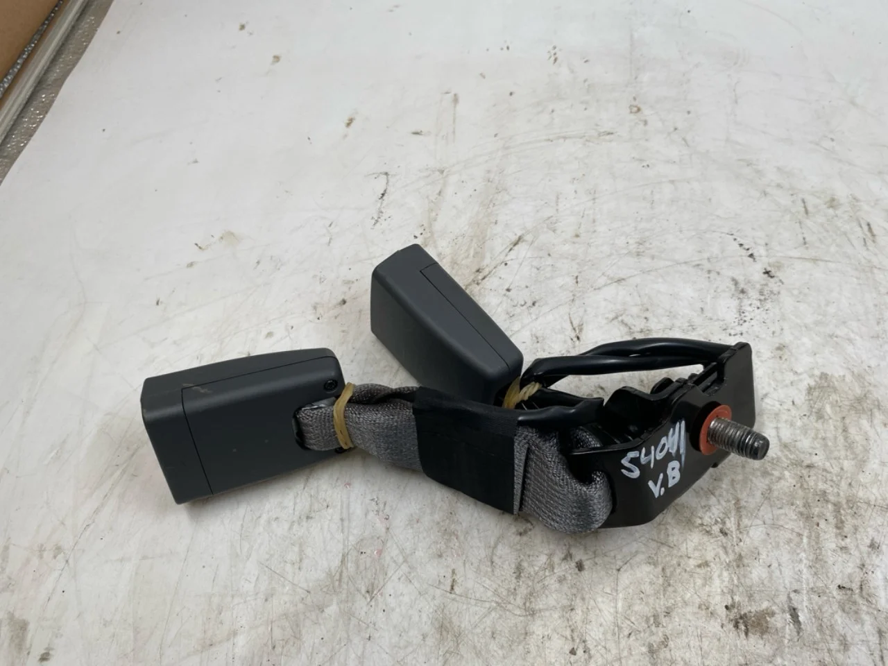 Seat belt buckle / anchor view 2