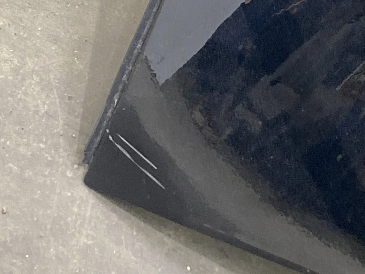 Mercedes EQS SUV X296 2022- Spoiler, tailgate view 2