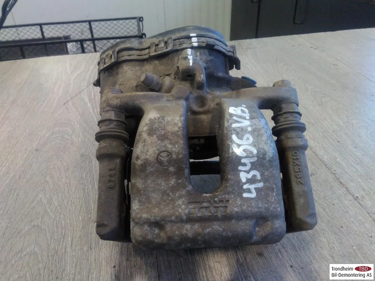 Mercedes B 180-200 W246/W242 2012-19 Etrier frână spate stânga