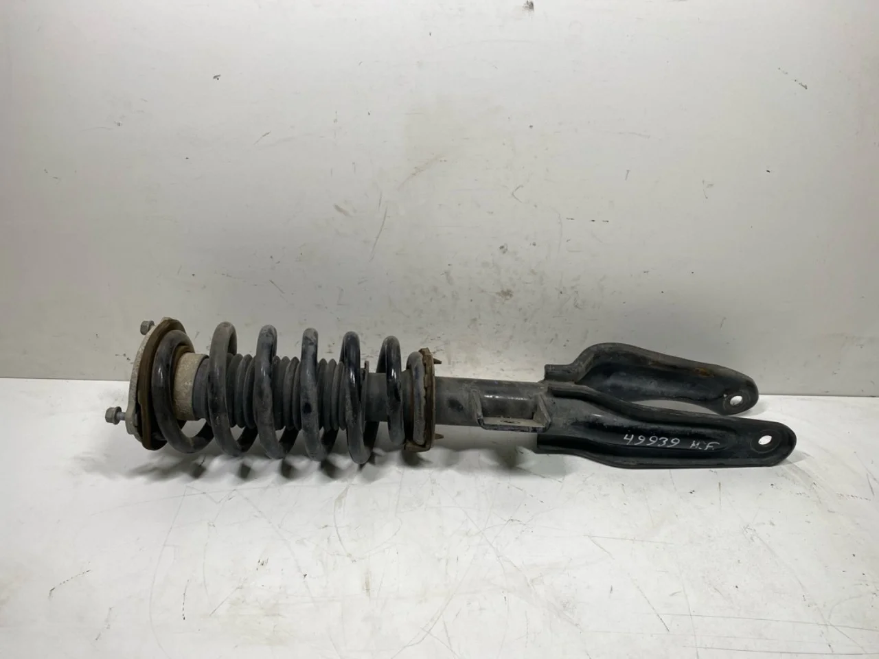 Tesla MODEL Y 2021- Strut assembly, front right
