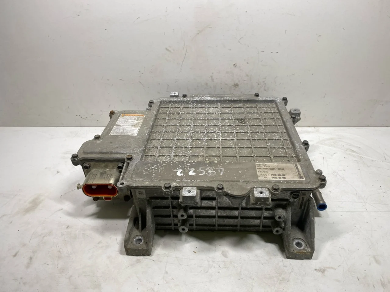 Kia SOUL 2009- Invertor, 12-220V