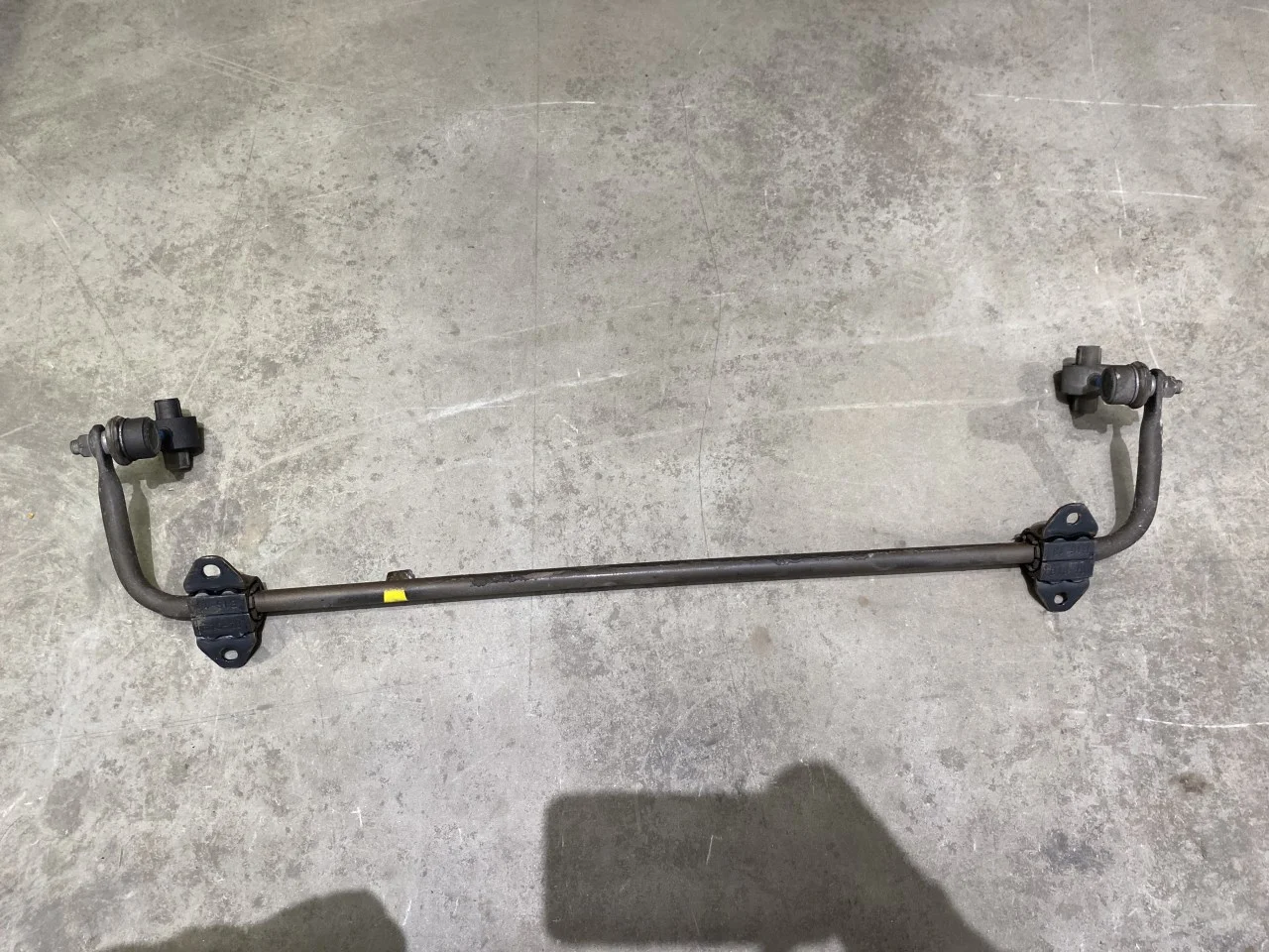 Stabilizer bar, rear view 2
