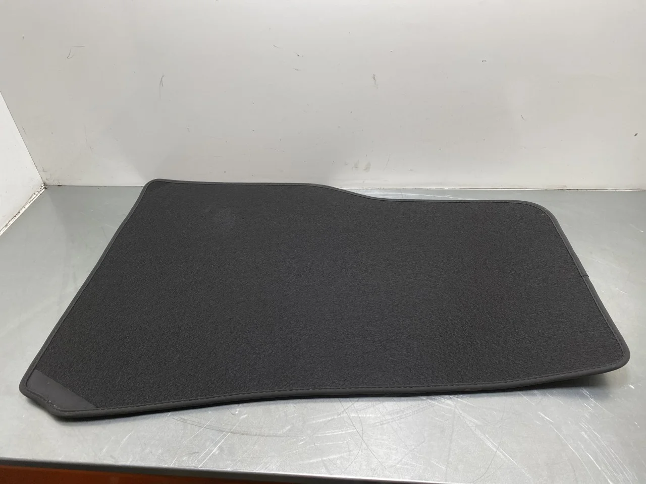Tesla MODEL Y 2021- Floor carpet view 4