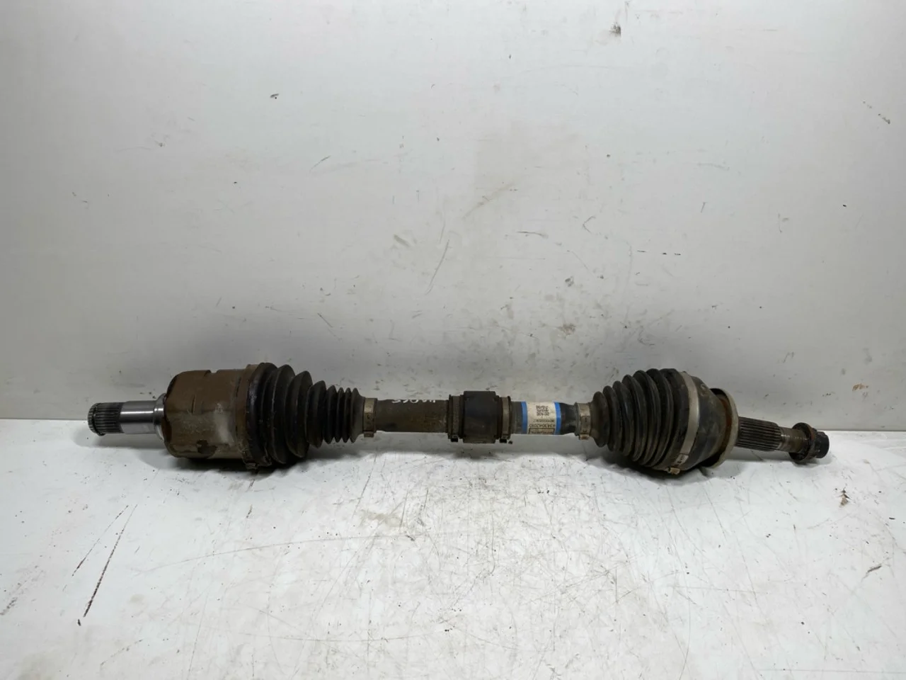 Subaru SOLTERRA 2022- Front right driveshaft view 2