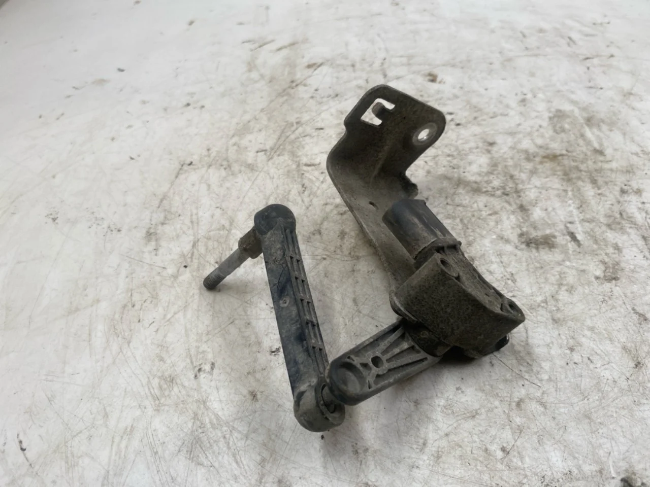 Tesla MODEL X 2016- Level control / air suspension sensor