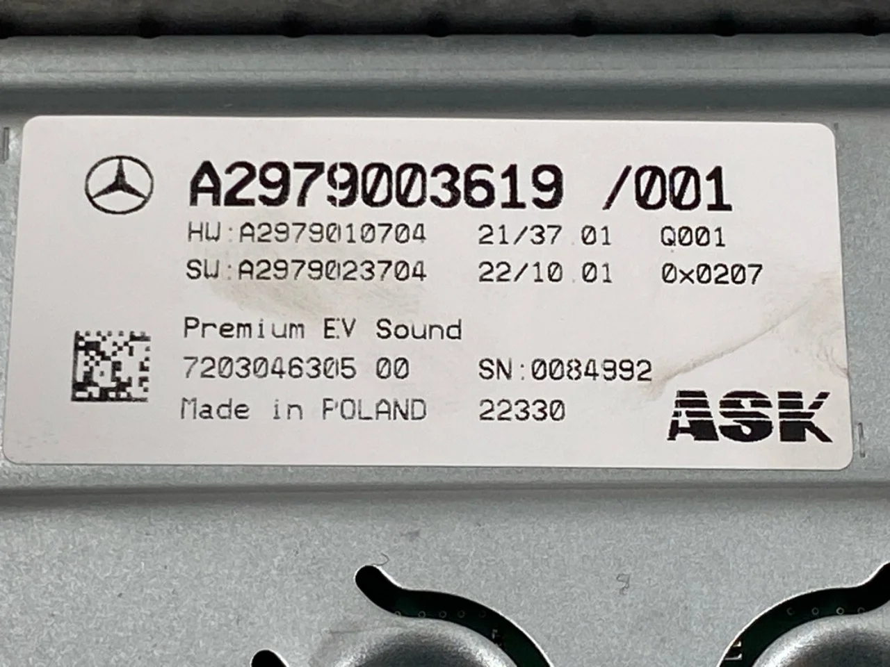 Mercedes EQS SUV X296 2022- Rádió / hifi erősítő nézet 3
