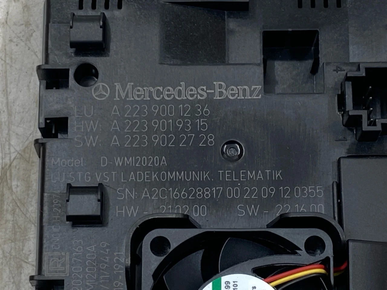 Mercedes EQS SUV X296 2022- Vezérlőegység, egyéb nézet 3
