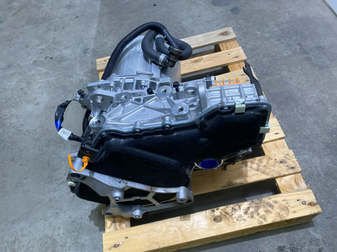 Elektromos motor, első nézet 4