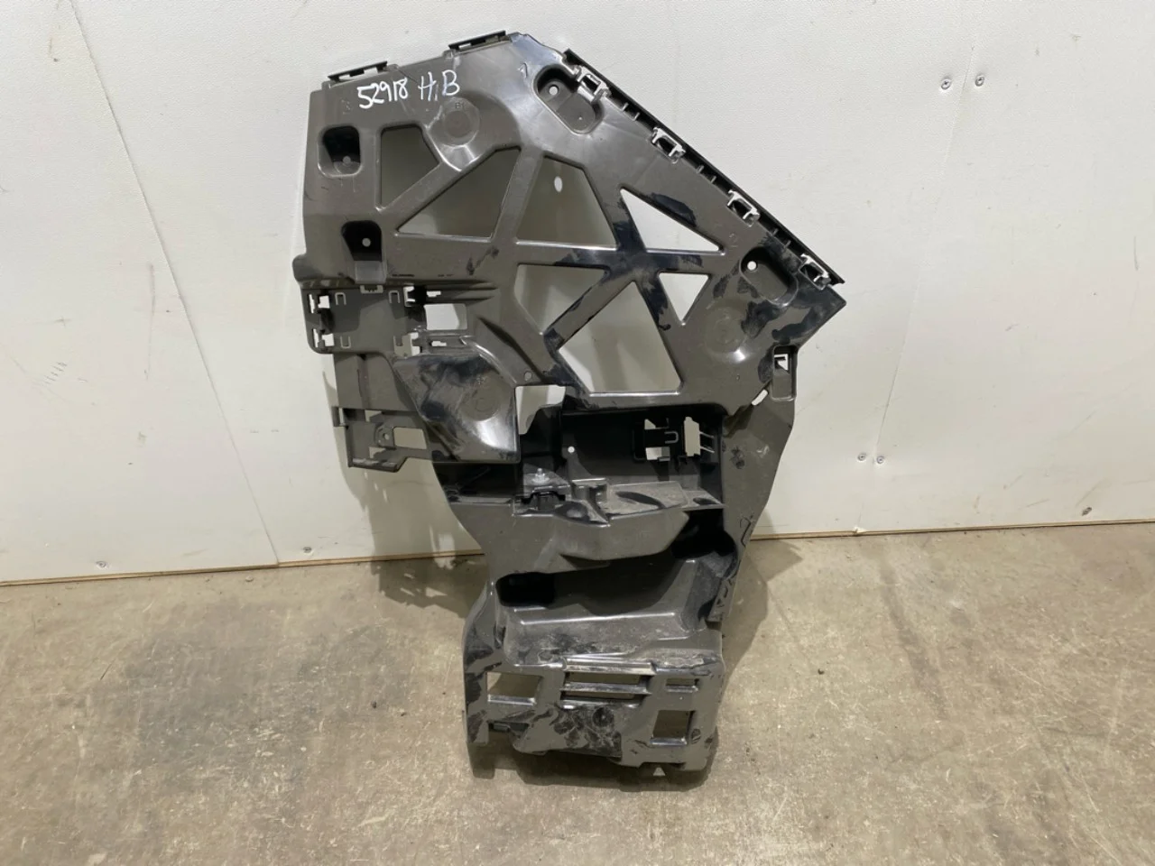 Bumper section, rear right