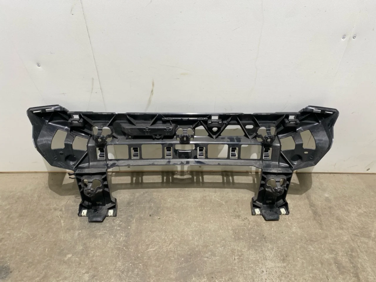Bumper reinforcement beam, rear view 2