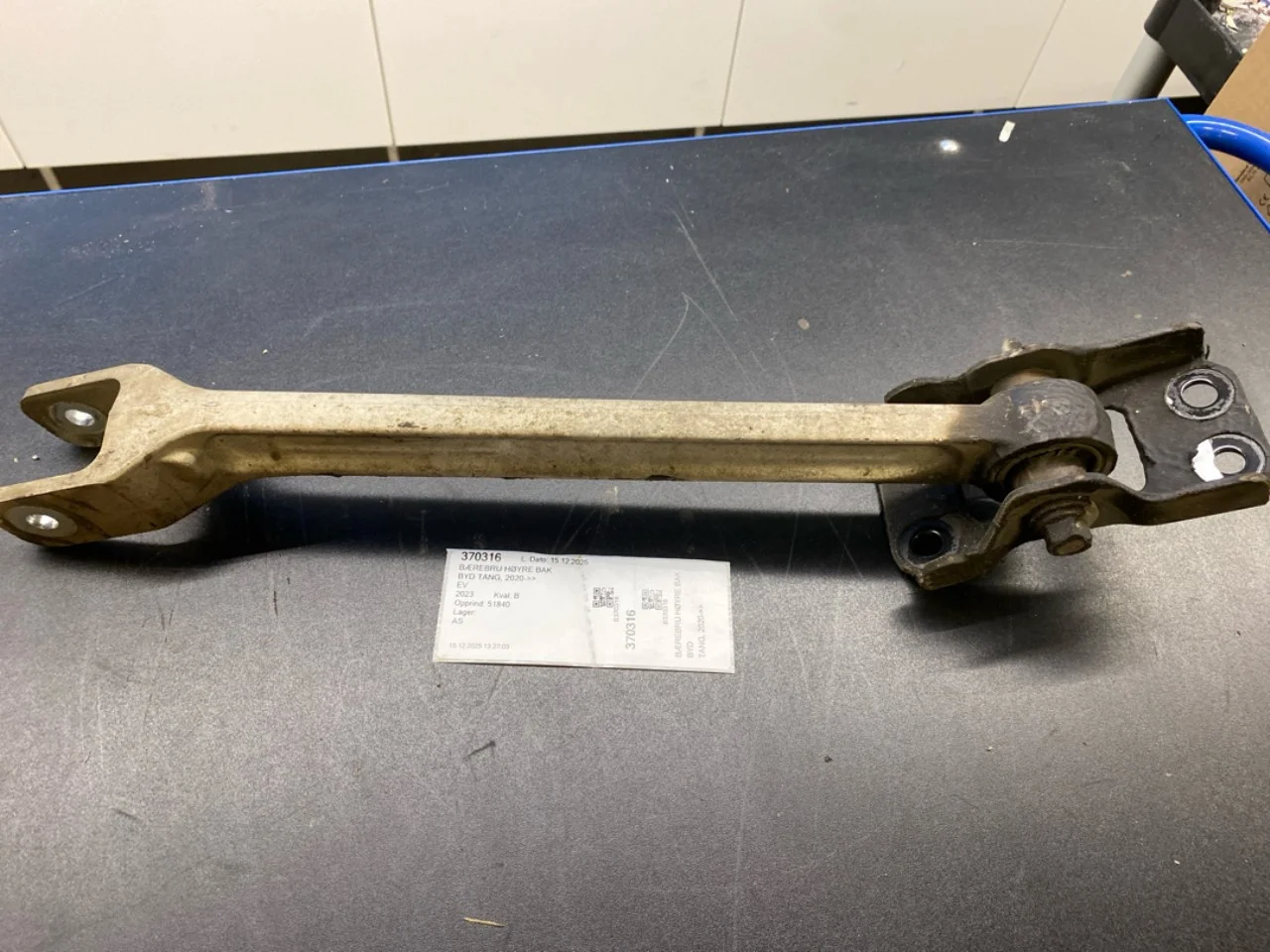 Byd TANG 2021->> Control arm, rear right