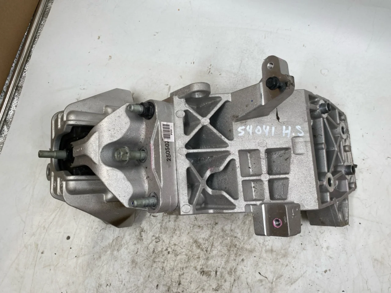 Engine mount, steel / aluminum view 3