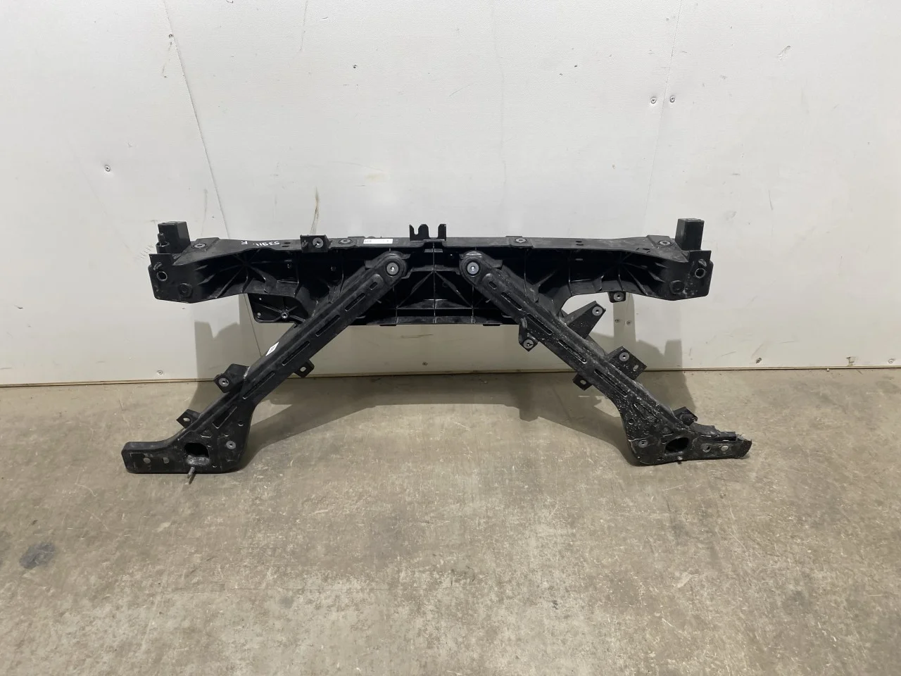 Tesla MODEL Y 2021- Front panel