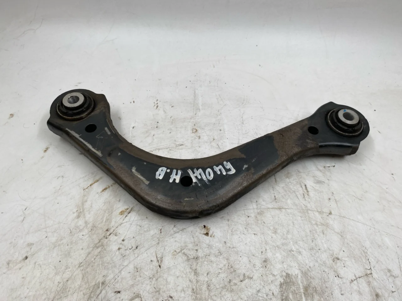 Control arm, rear right view 2