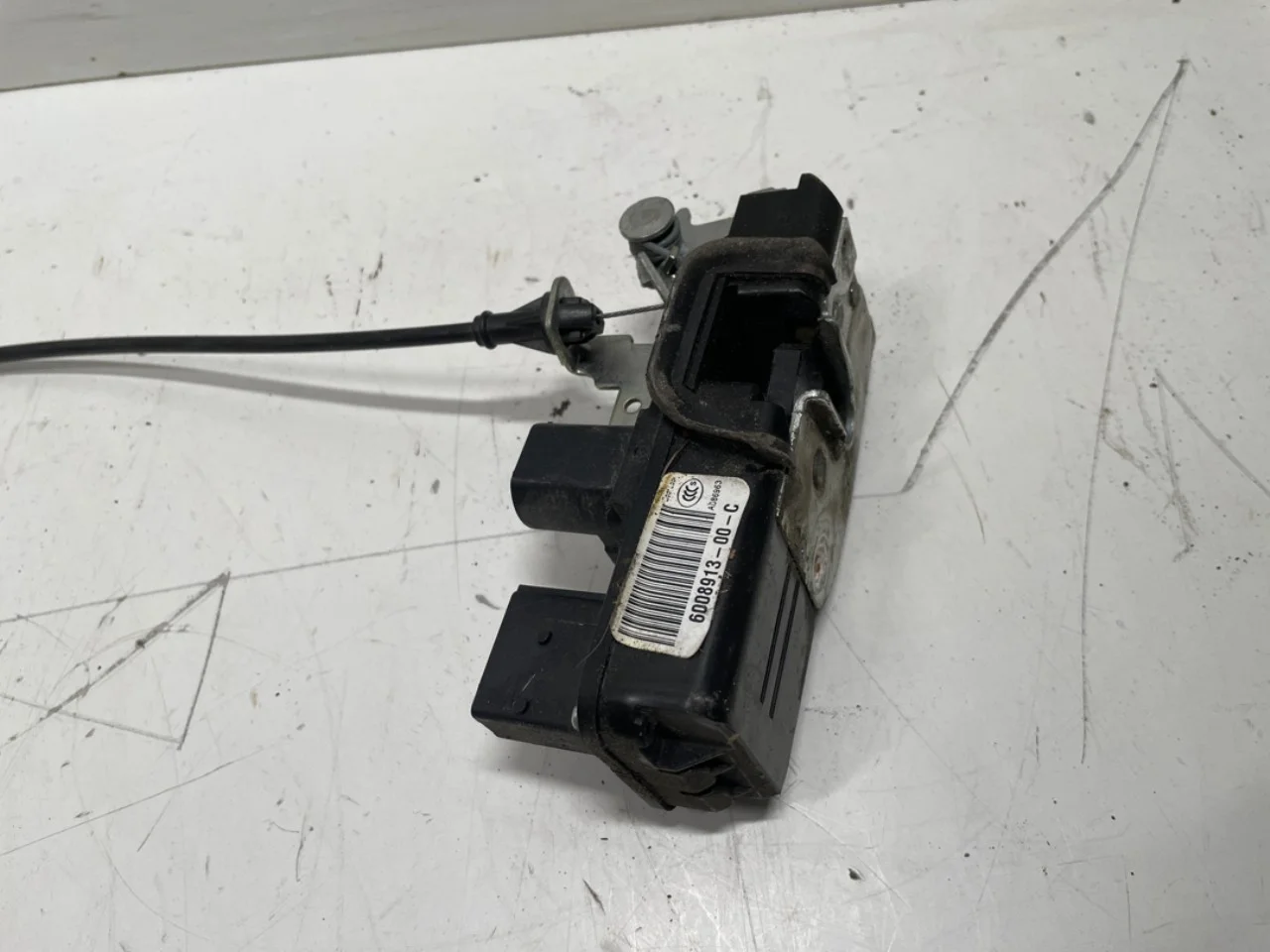 Tesla MODEL S 2013- Ajtózár ház nézet 2