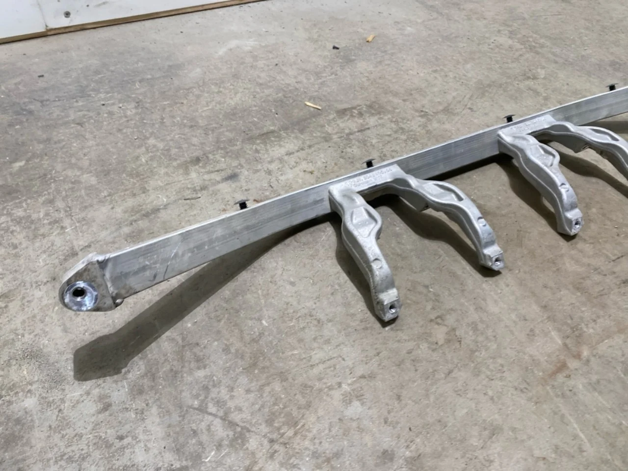 Porsche TAYCAN 2020- Body shell view 2