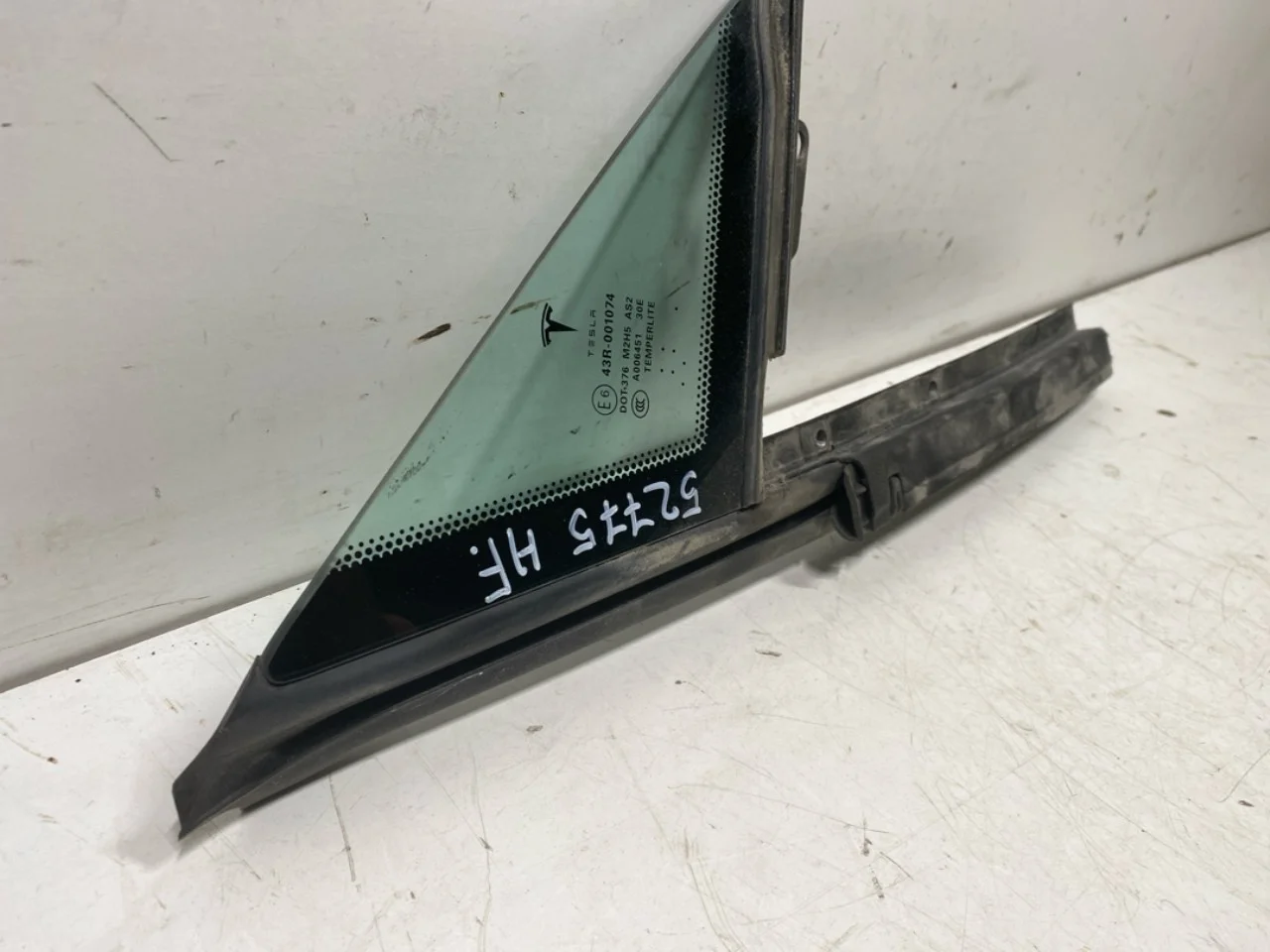 Tesla MODEL S 2013- Ajtóüveg, 4 ajtós, első, jobb nézet 2