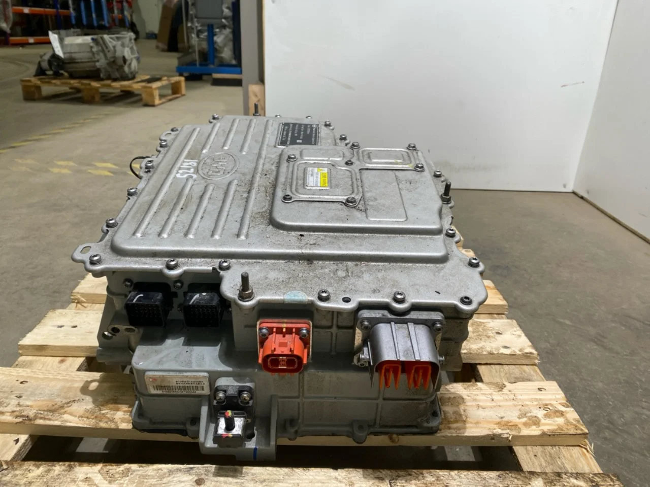 Byd ATTO 3 2022- Invertor, 12-220V vedere 4