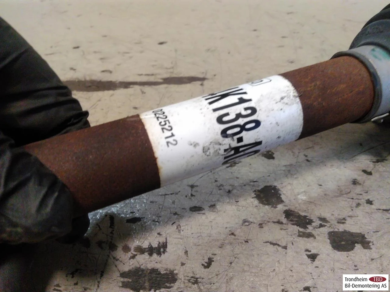 Ford MUSTANG MACH-E 2021- Rear right driveshaft view 2