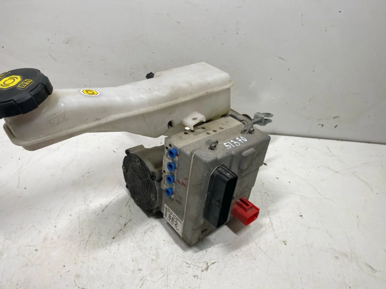 Hyundai KONA / ELECTRIC 2018-23 Brake booster view 3