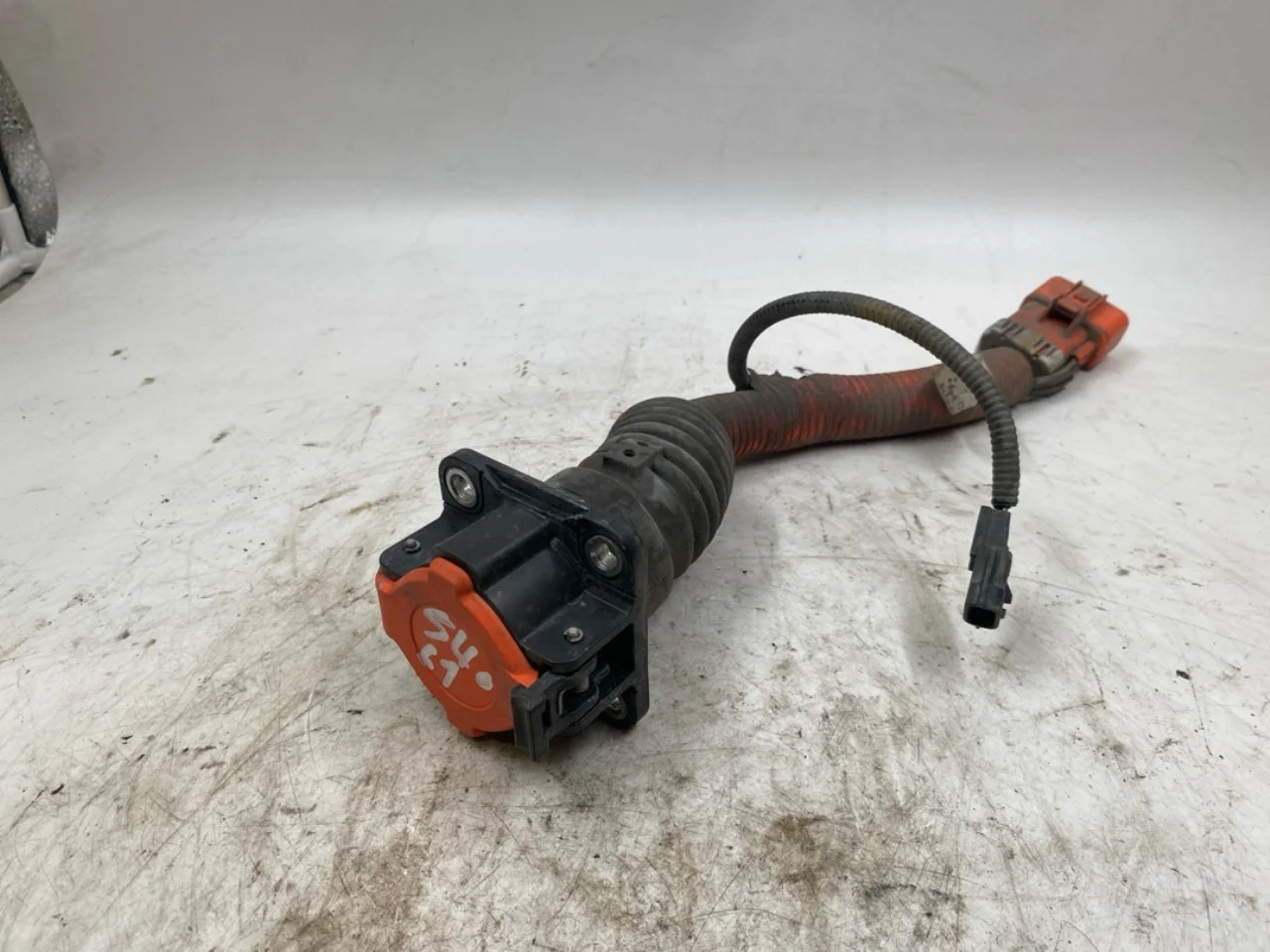 Nissan LEAF 2011-17 Charging port cover, electric / hybrid