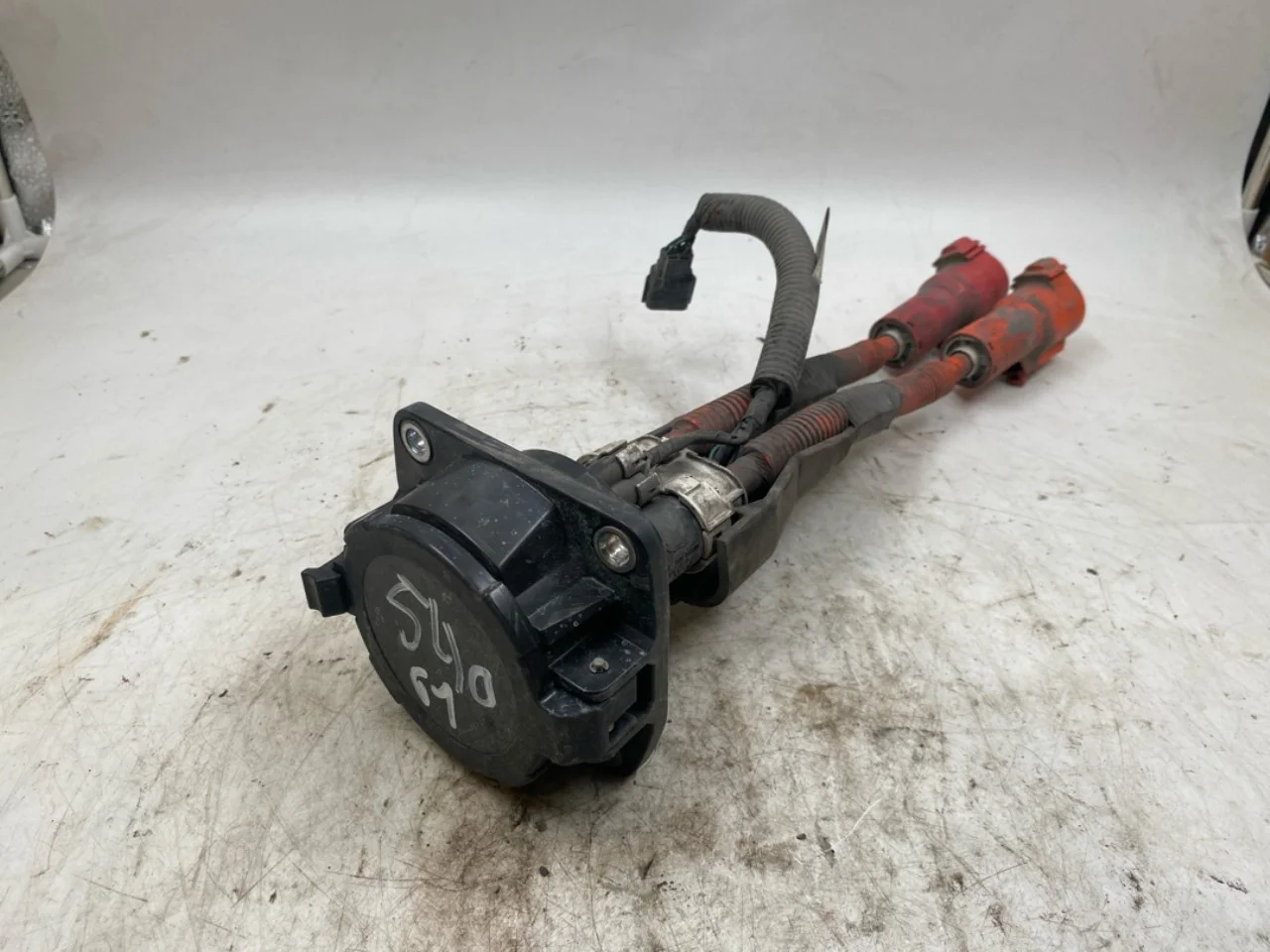 Nissan LEAF 2011-17 Charging port cover, electric / hybrid