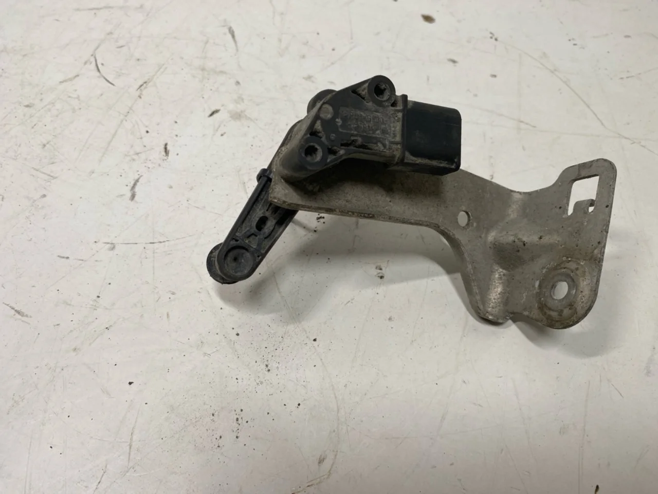 Tesla MODEL X 2016- Senzor reglaj nivel / suspensie pneumatică