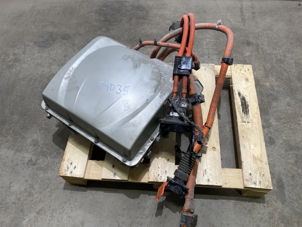Nissan LEAF 2011-17 Battery charger