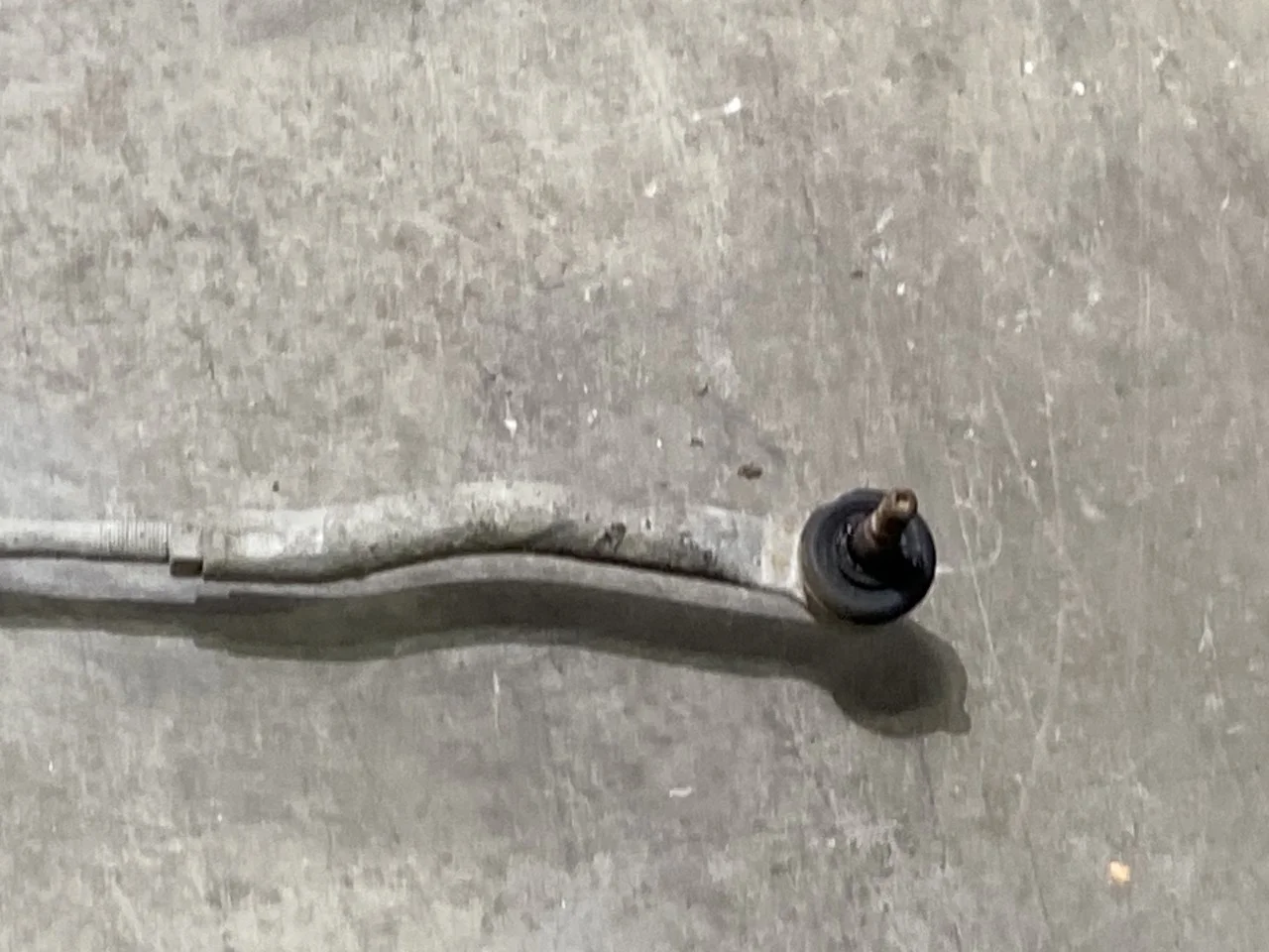 Nissan LEAF 2011-17 Hydraulic power steering rack view 2