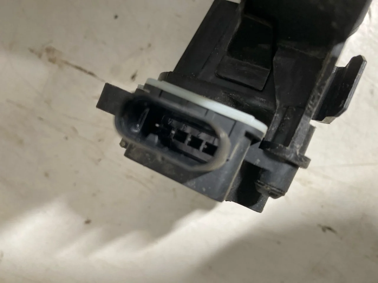 Cupra BORN 2022- Carcasă ventilator radiator / carenaj răcire vedere 3