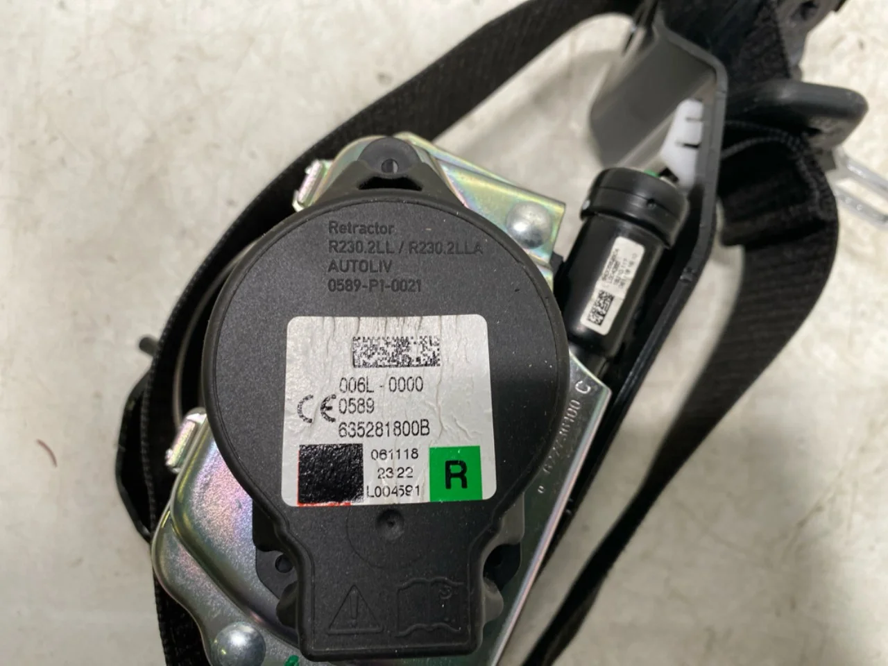 BMW I3 I01 2013-22 Biztonsági öv, első, jobb nézet 4