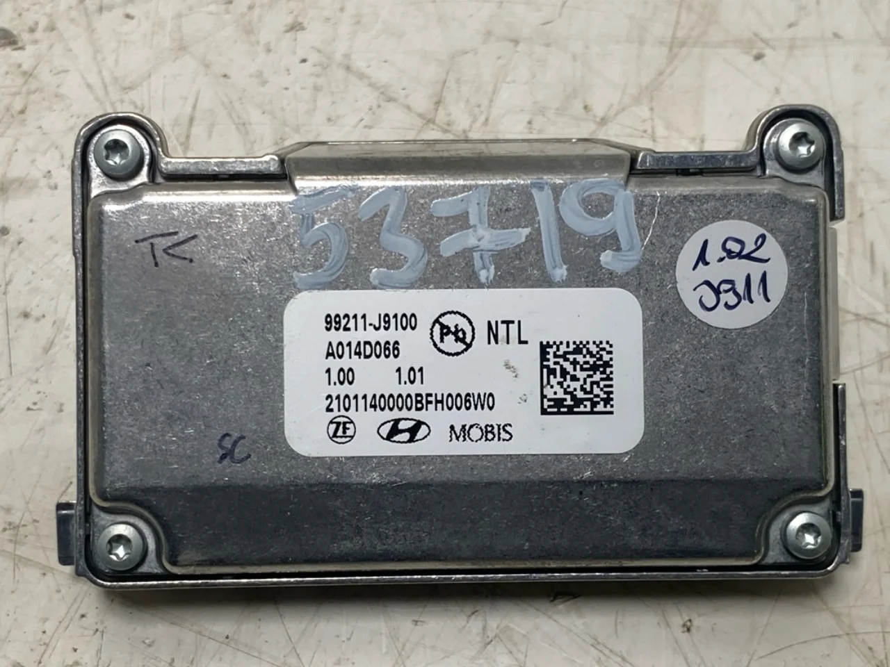 Hyundai KONA / ELECTRIC 2018-23 Exterior camera view 3