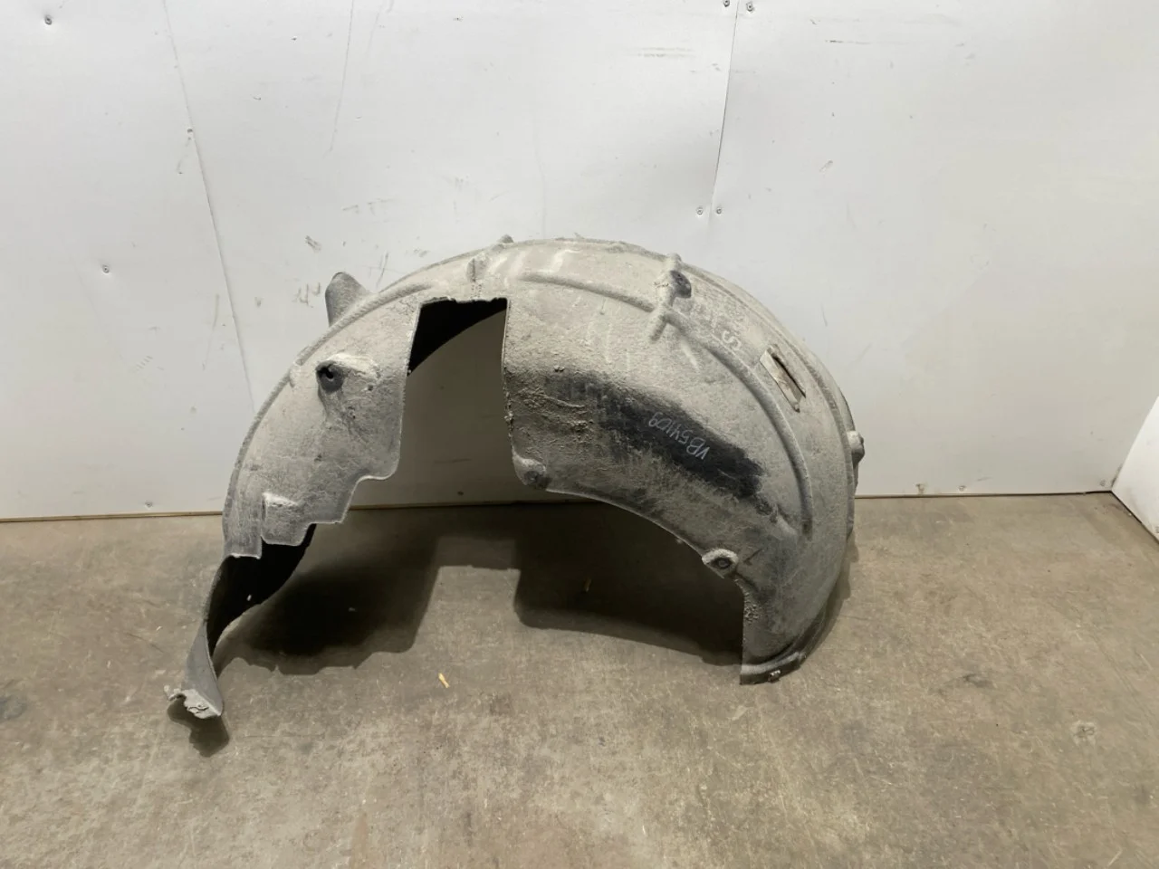 Porsche TAYCAN 2020- Inner fender liner