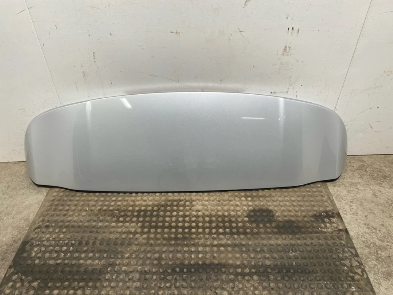 Mercedes EQB X243 2022- Rear spoiler