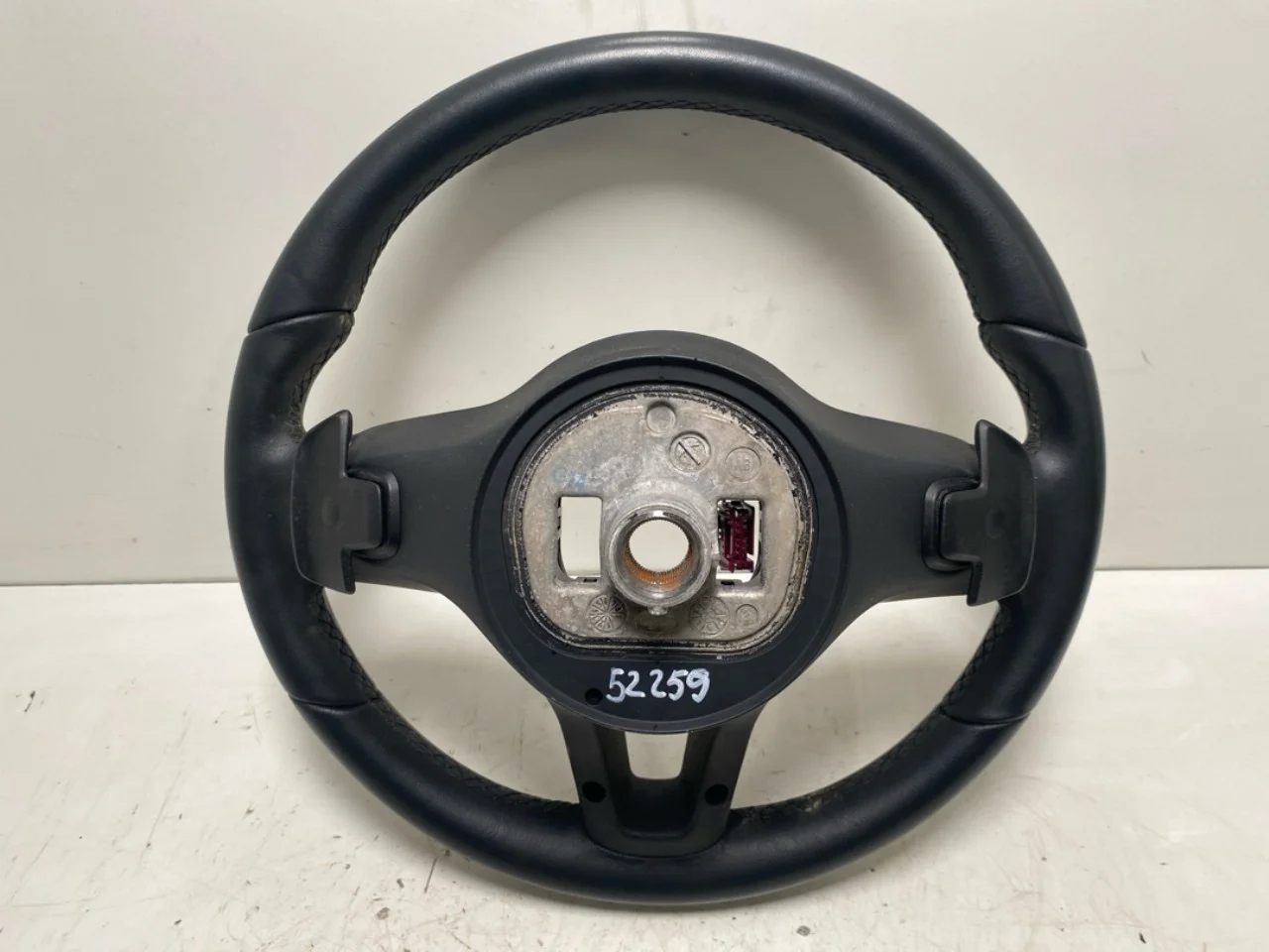 Mercedes EQB X243 2022- Steering wheel view 2