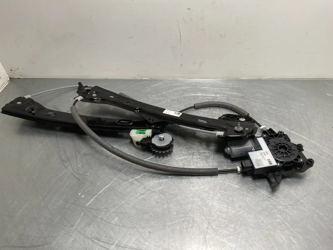 BMW I4 G26 2021-> Electric window regulator, complete