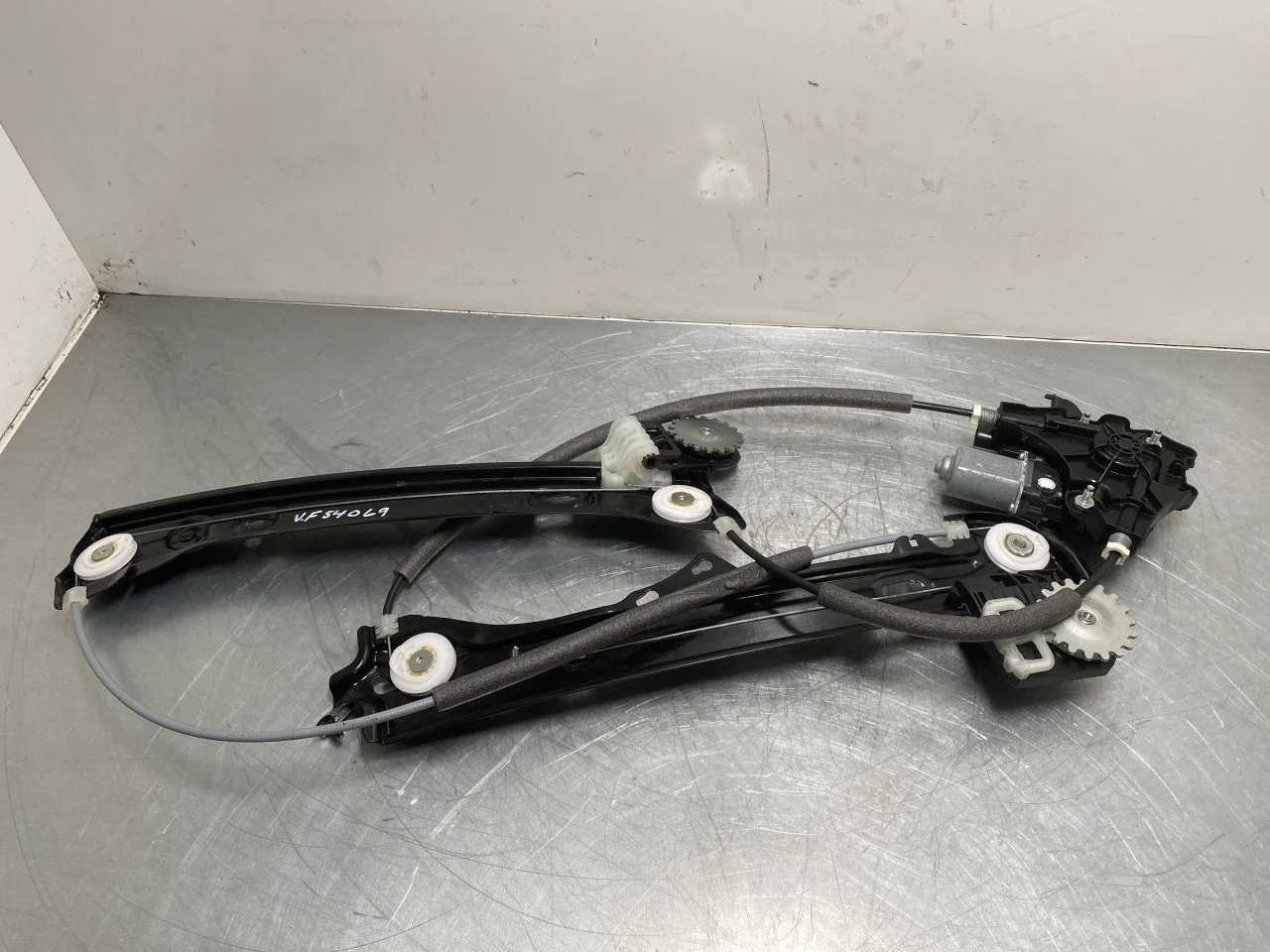 BMW I4 G26 2021-> Macara geam electrică, completă vedere 2