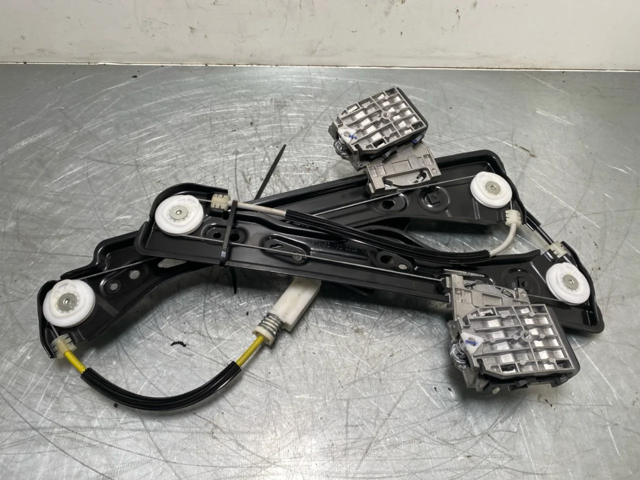 Tesla MODEL Y 2021- Electric window regulator, complete