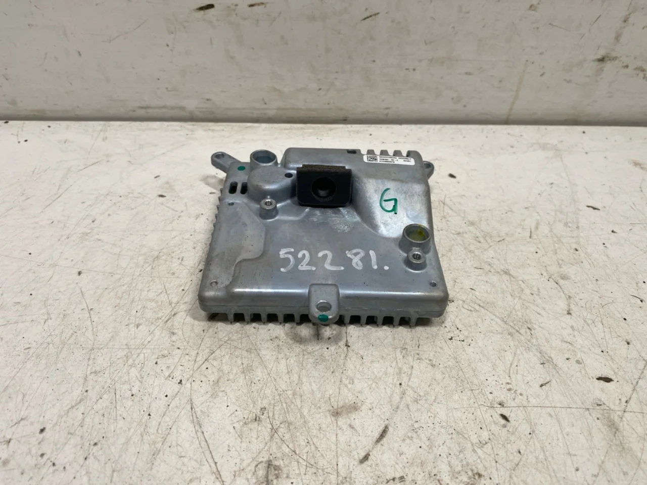 Tesla MODEL S 2013- Exterior camera