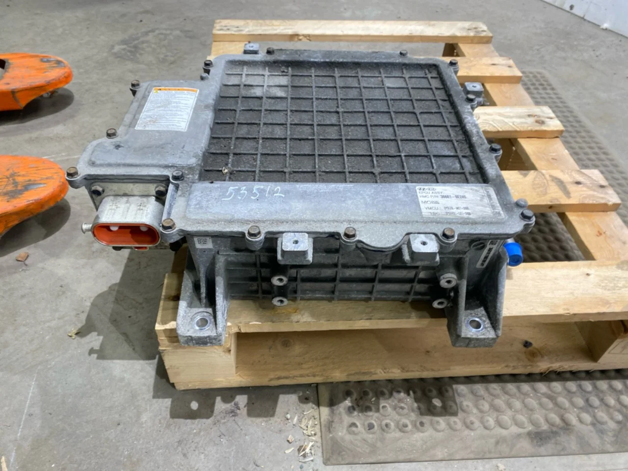Kia SOUL 2009- Inverter, 12-220V nézet 2