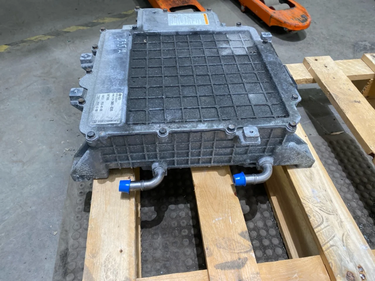 Kia SOUL 2009- Inverter, 12-220V nézet 3