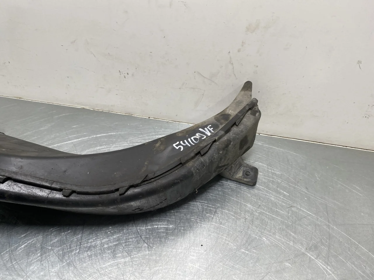 Porsche TAYCAN 2020- Body shell view 4