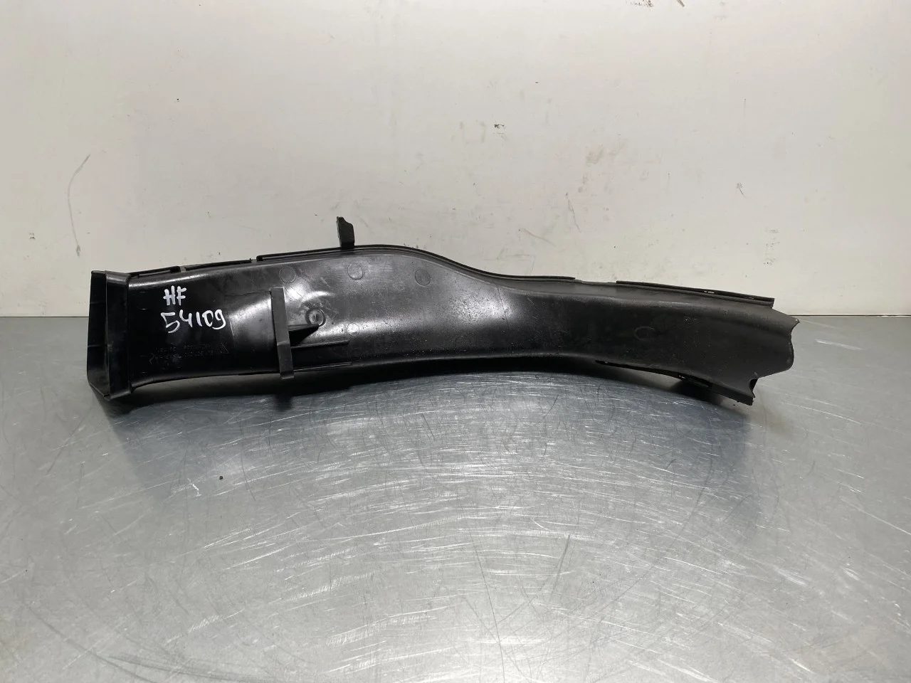 Porsche TAYCAN 2020- Body shell view 2