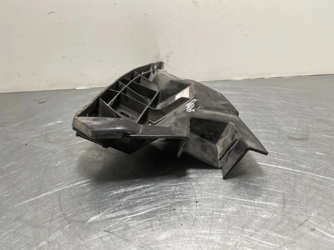 Porsche TAYCAN 2020- Body shell view 2