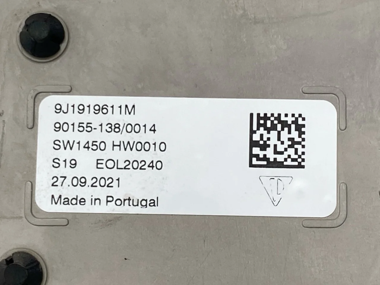 Porsche TAYCAN 2020- Heater control unit view 3