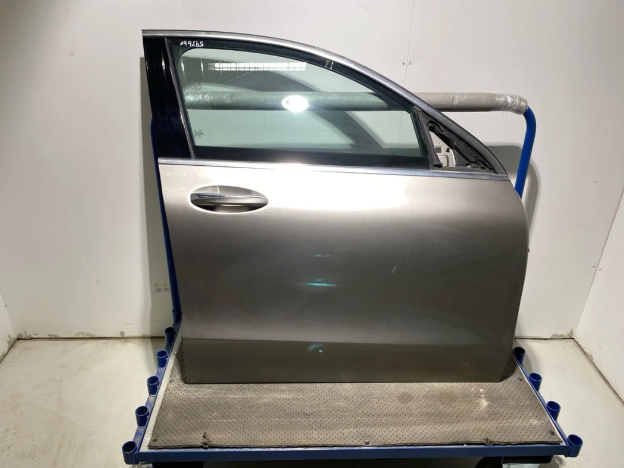 Mercedes EQC 2020- Ajtó, 4 ajtós, első, jobb
