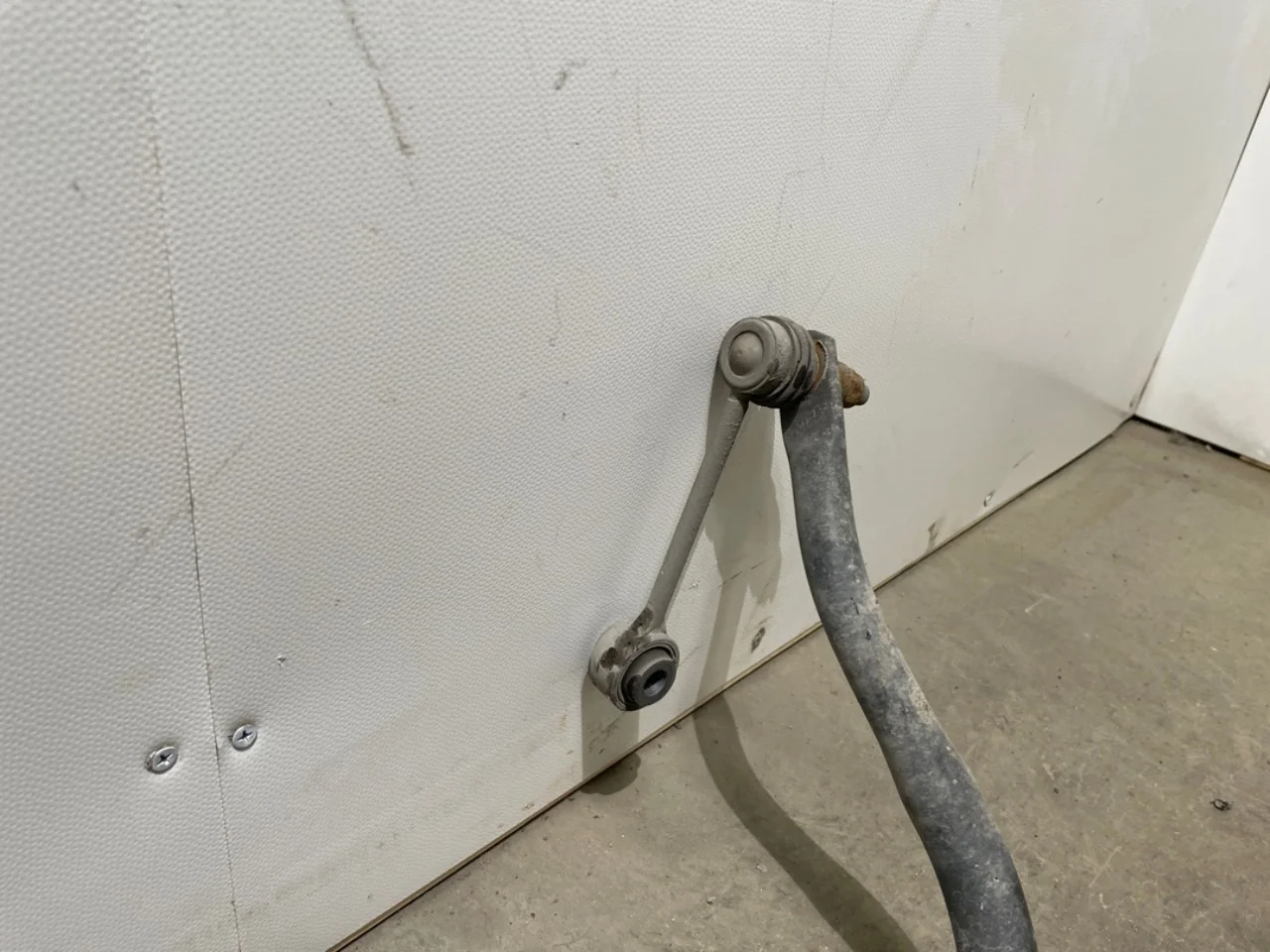 Porsche TAYCAN 2020- Stabilizer bar, rear view 3
